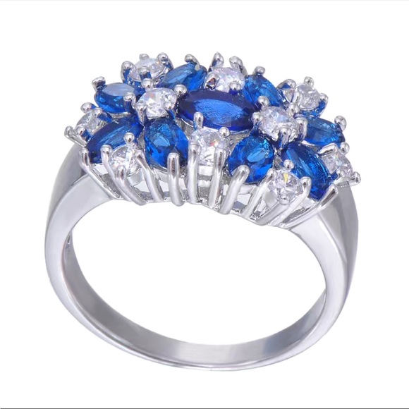 New Women’s 925 Silver Flower Blue Sapphire Ring - Picture 4 of 11